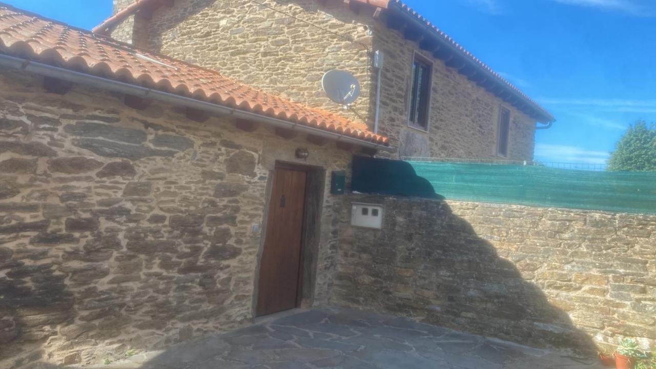 Villa Casal De Pedra Santa Irene Exterior foto