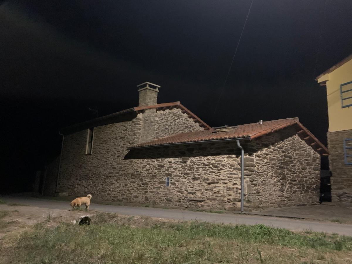 Villa Casal De Pedra Santa Irene Exterior foto